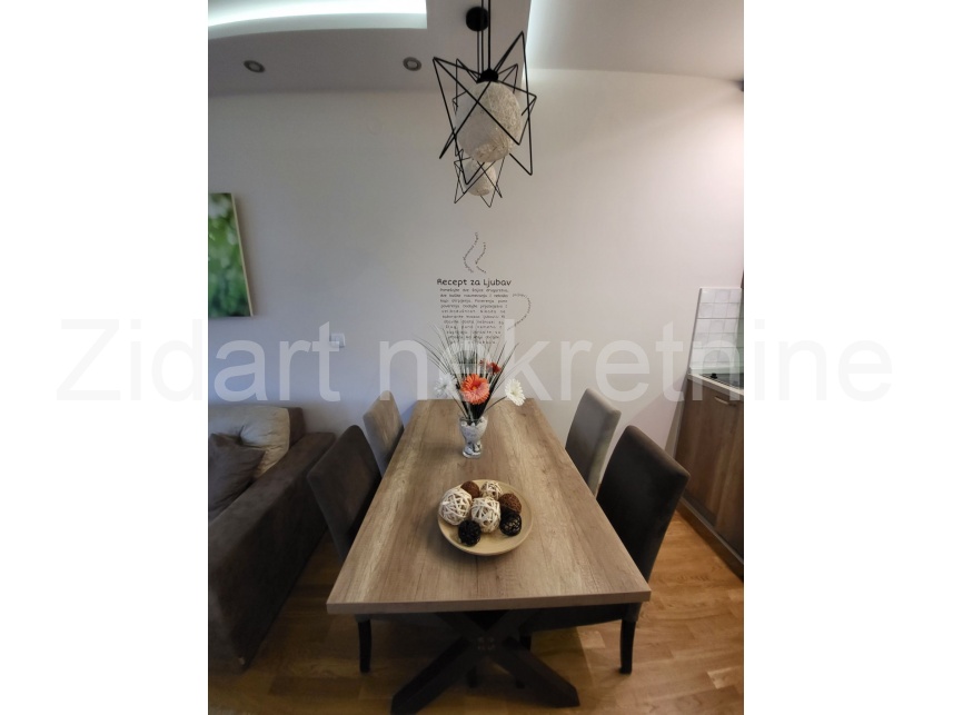 Квартира, 441 м², 110 000$ — FAKTOR